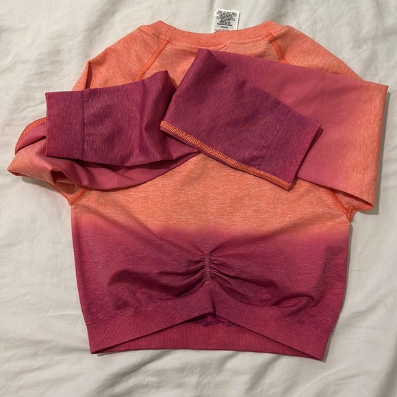 Gymshark Top - Picture 4 of 4